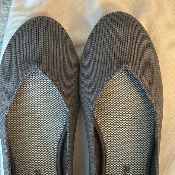 New with bag, no box- ROTHYS round size 9 - Picture 3 of 3